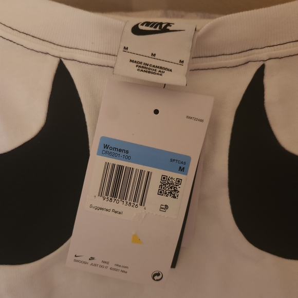 Nike Big Double Swoosh Sportscaster DR6201 Cropped Top White Black NEW - Picture 8 of 9